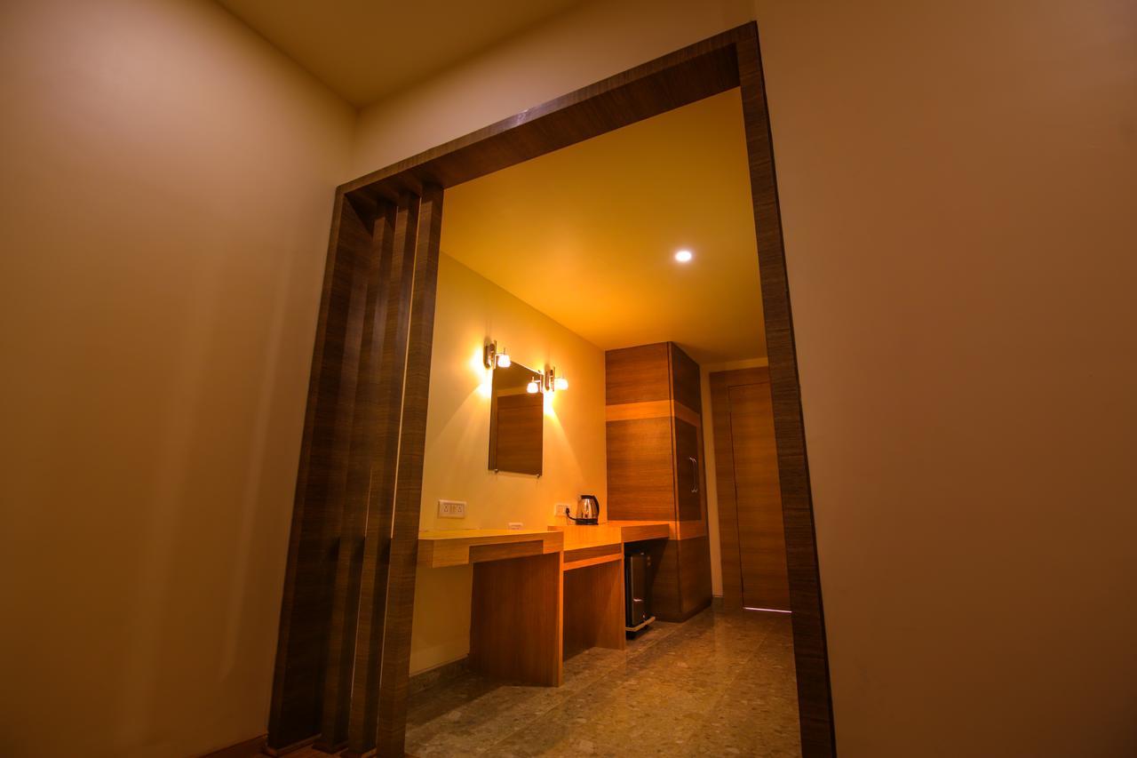 Saubhagya Inn International Lucknow Esterno foto