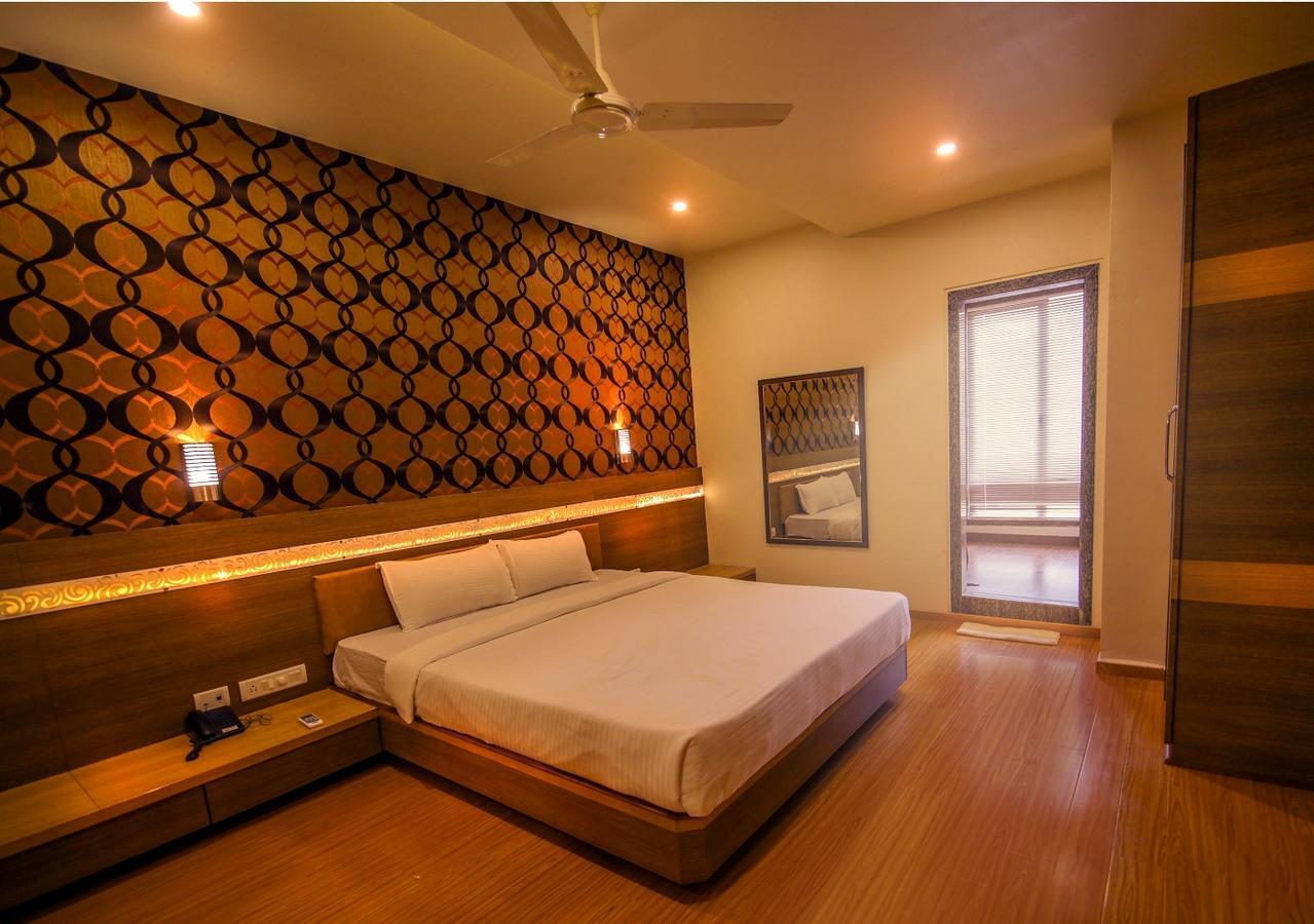 Saubhagya Inn International Lucknow Esterno foto
