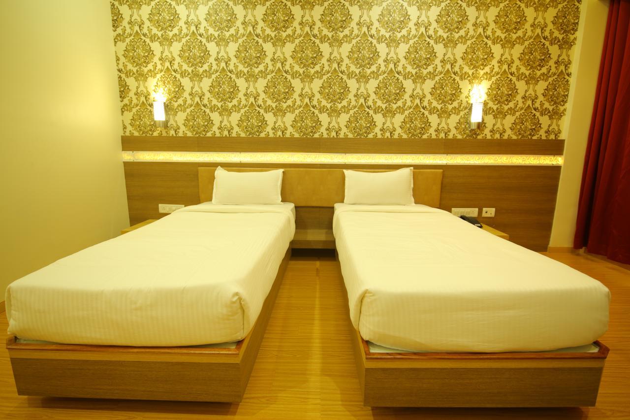Saubhagya Inn International Lucknow Esterno foto